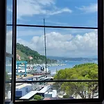 Appartamento Casa Fronte Con Ascensore Le Grazie (Liguria)