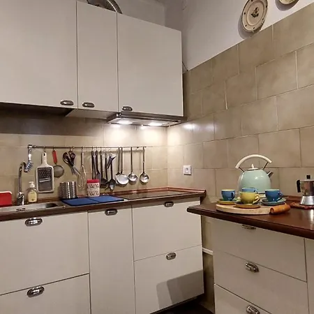 Casa Fronte Con Ascensore * Le Grazie (Liguria)