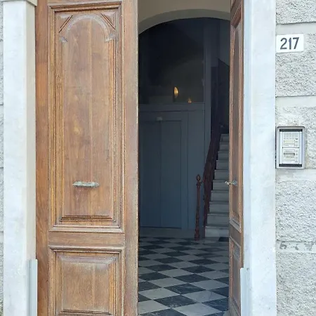 Casa Fronte Con Ascensore *