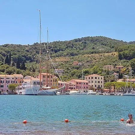 Casa Fronte Con Ascensore Lejlighed Le Grazie (Liguria)