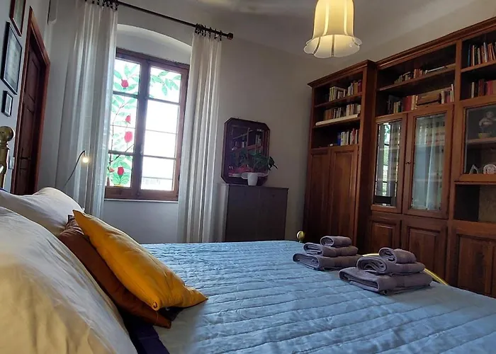 Casa Fronte Con Ascensore Le Grazie (Liguria)