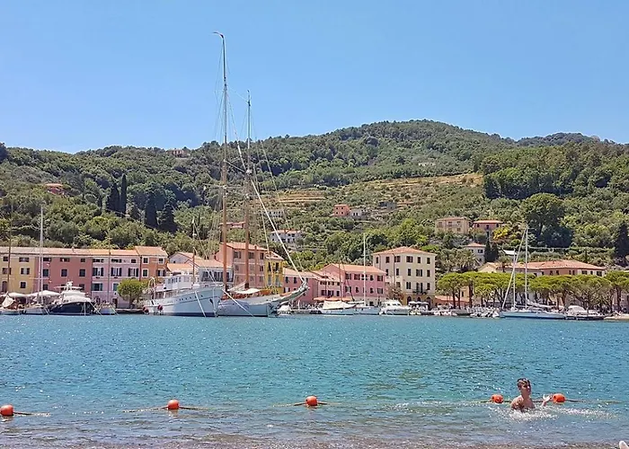 Casa Fronte Con Ascensore Lejlighed Le Grazie (Liguria)