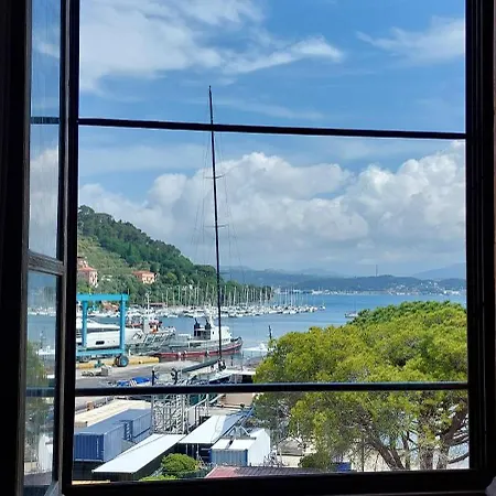 Διαμέρισμα Casa Fronte Con Ascensore Le Grazie (Liguria)