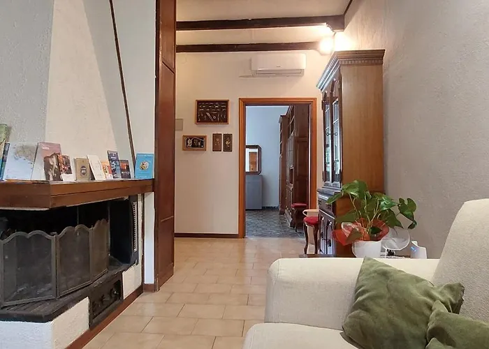Lägenhet Casa Fronte Con Ascensore