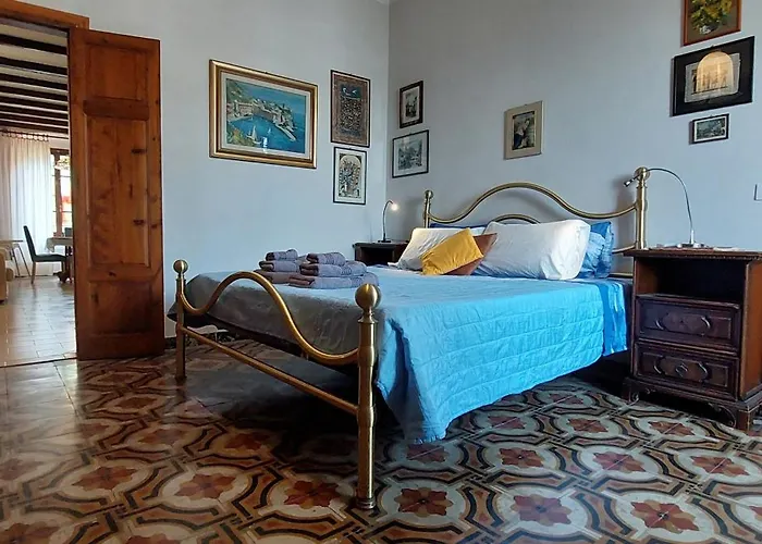Lägenhet Casa Fronte Con Ascensore