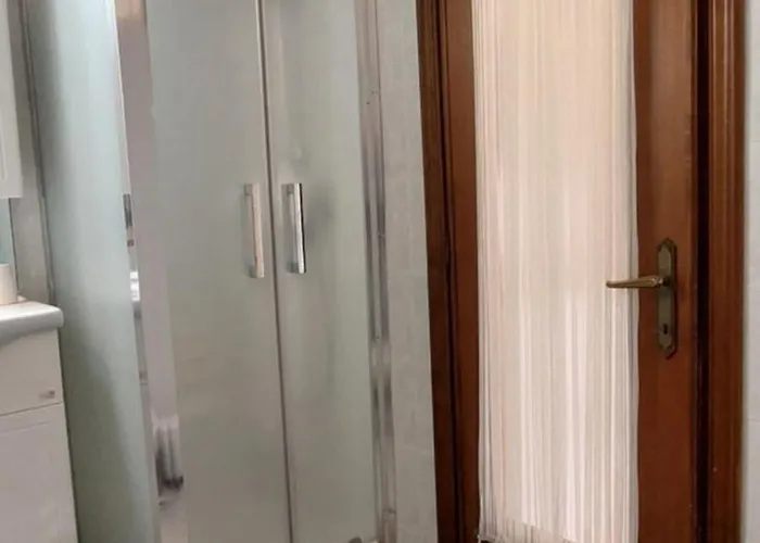 Casa Fronte Con Ascensore * Le Grazie (Liguria)